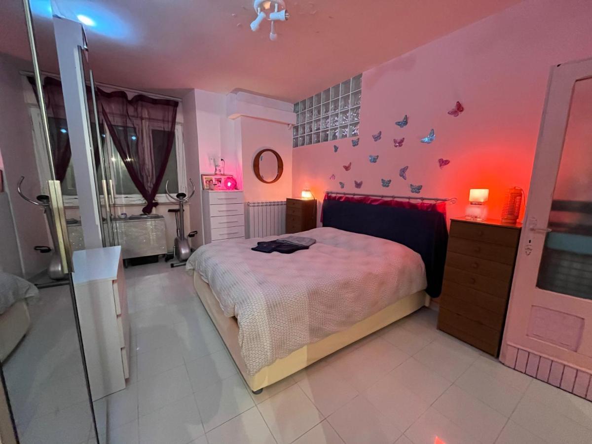 Affitto Due Camere, Due Bagni In Villa Рим Екстериор снимка